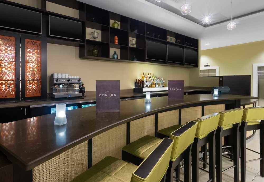 Hotel Courtyard By Marriott Kingston, Jamaica Zewnętrze zdjęcie