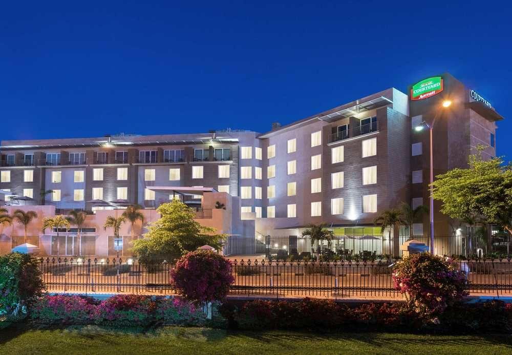 Hotel Courtyard By Marriott Kingston, Jamaica Zewnętrze zdjęcie