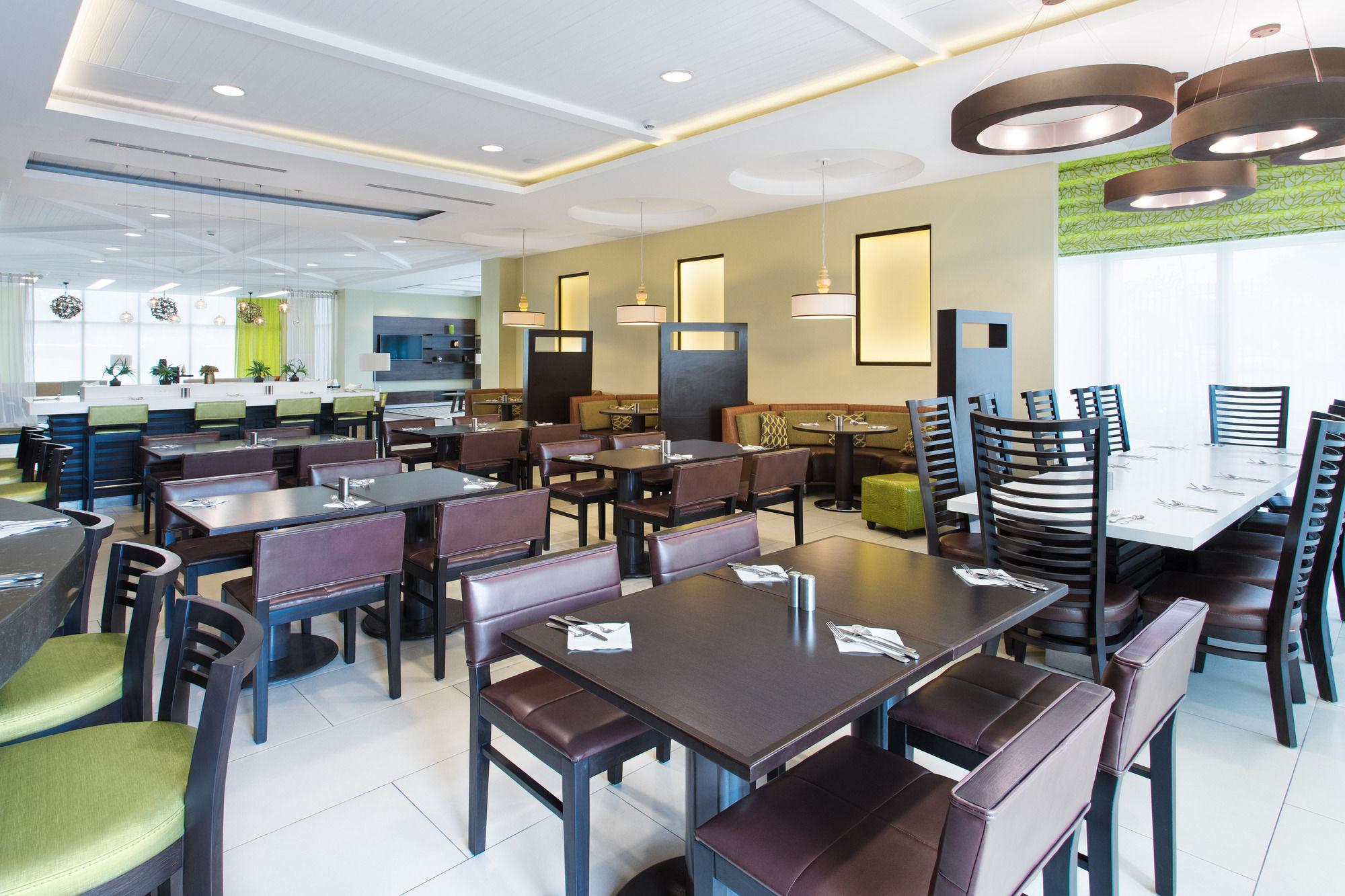 Hotel Courtyard By Marriott Kingston, Jamaica Zewnętrze zdjęcie