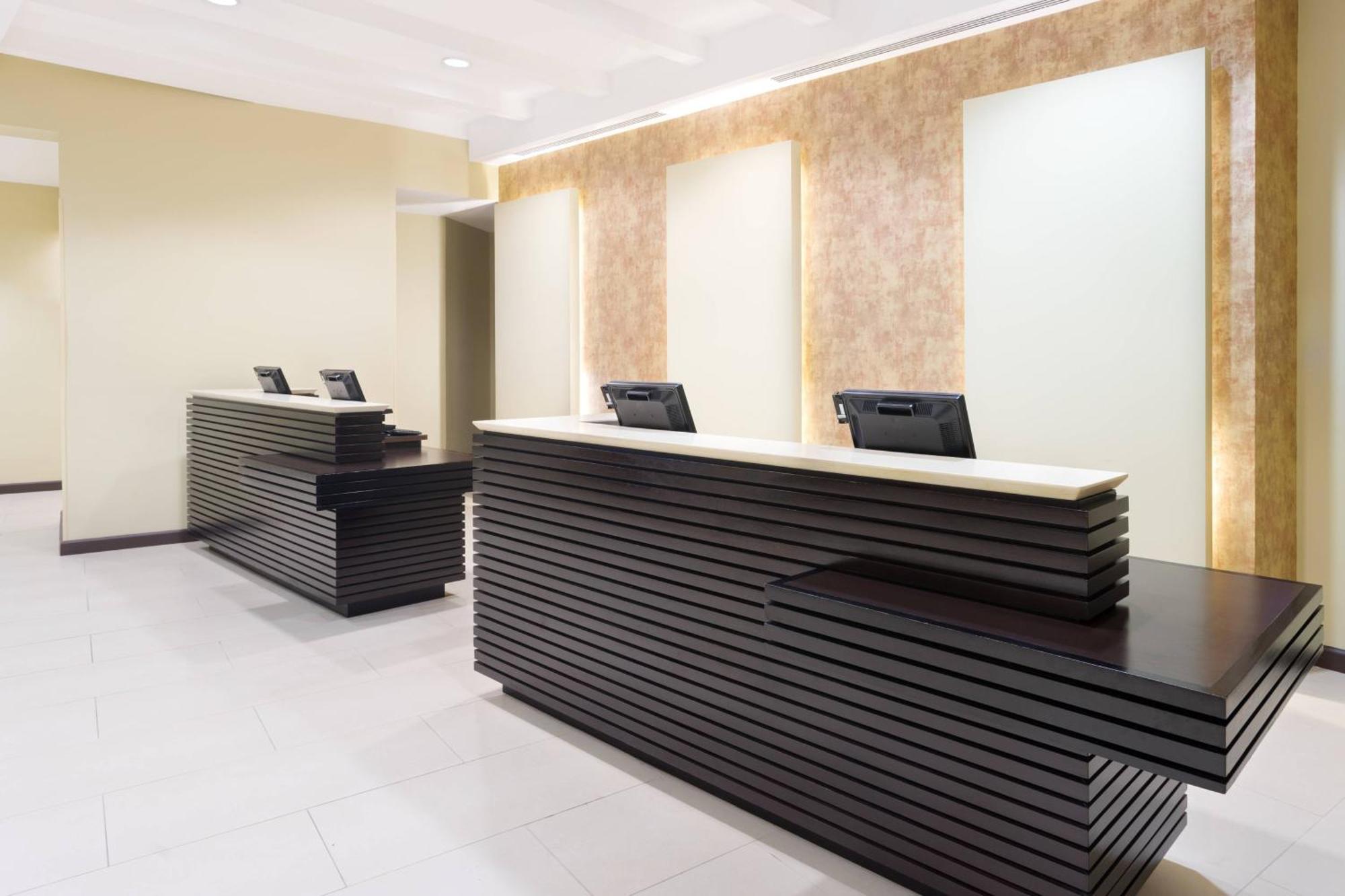 Hotel Courtyard By Marriott Kingston, Jamaica Zewnętrze zdjęcie