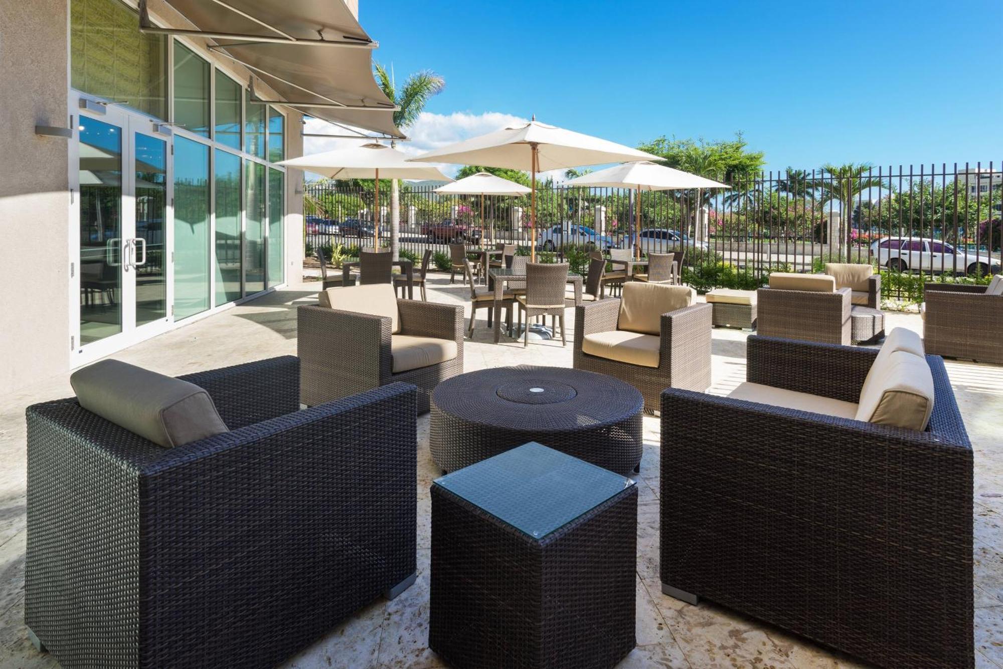 Hotel Courtyard By Marriott Kingston, Jamaica Zewnętrze zdjęcie