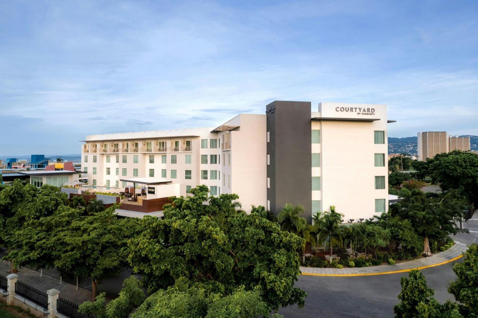 Hotel Courtyard By Marriott Kingston, Jamaica Zewnętrze zdjęcie