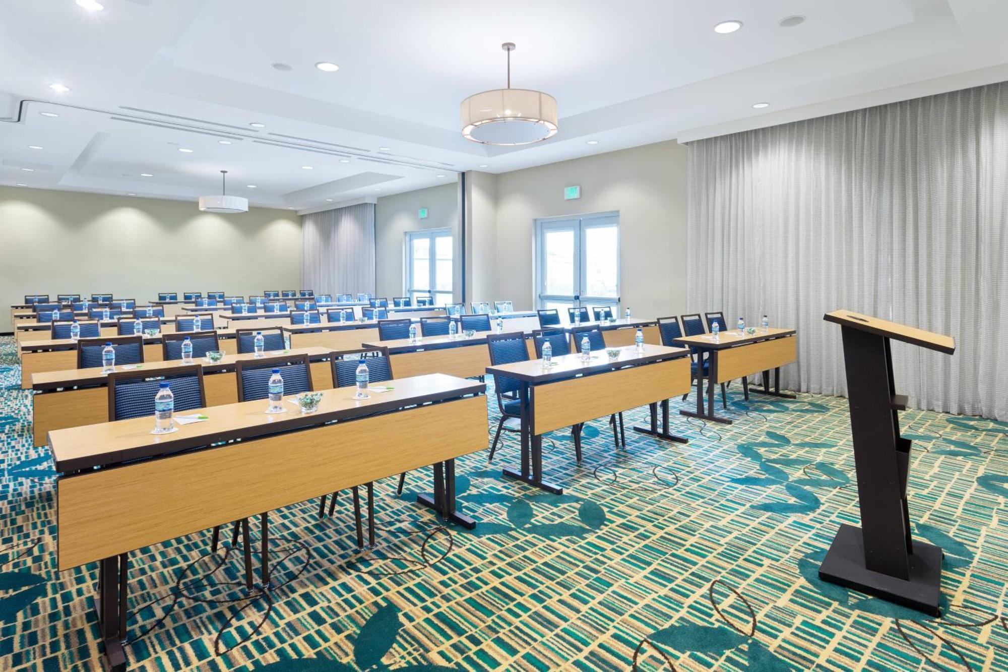 Hotel Courtyard By Marriott Kingston, Jamaica Zewnętrze zdjęcie