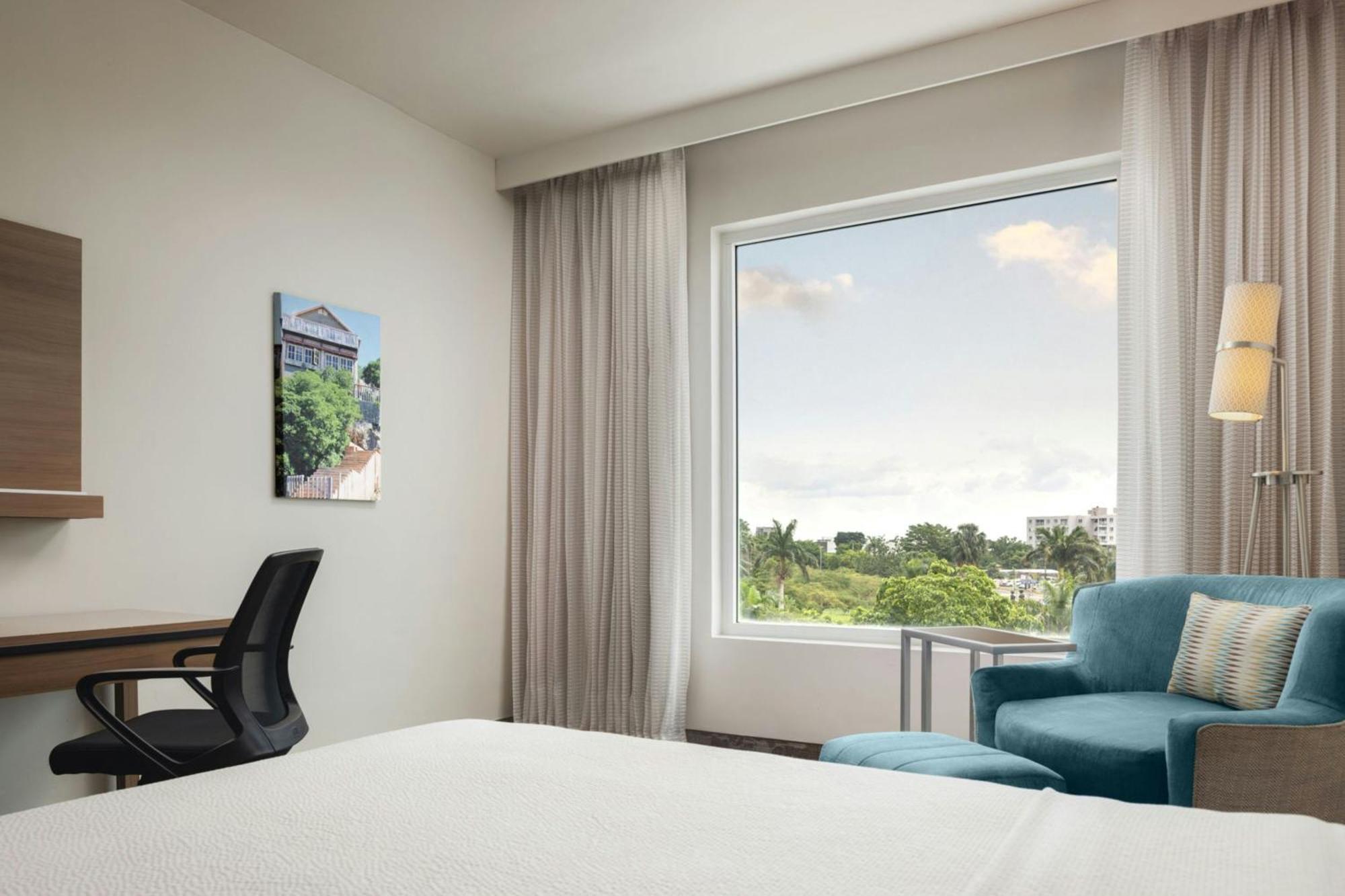 Hotel Courtyard By Marriott Kingston, Jamaica Zewnętrze zdjęcie