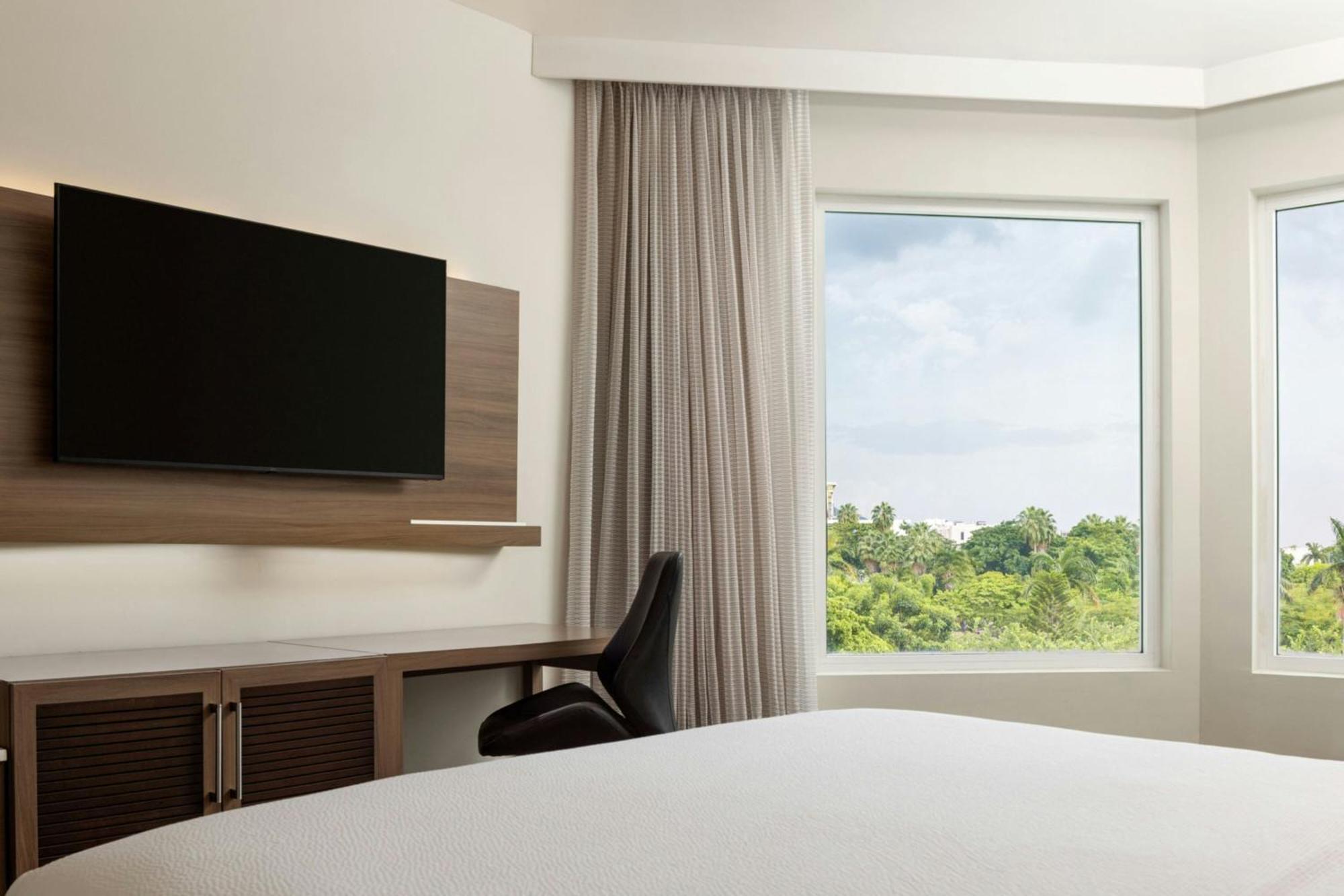 Hotel Courtyard By Marriott Kingston, Jamaica Zewnętrze zdjęcie
